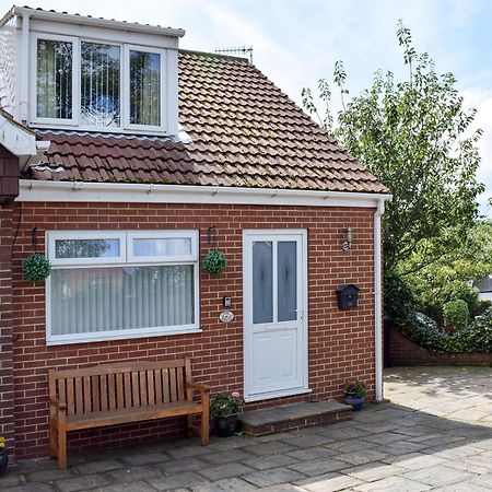 The Annexe Villa Whitby Dış mekan fotoğraf